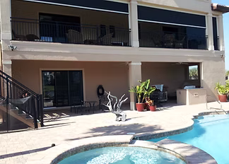 Motorized roll shade for a Ponte Vedra patio